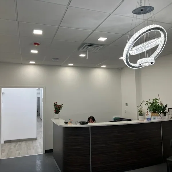 Dentist Brooklyn NY Front Desk HP